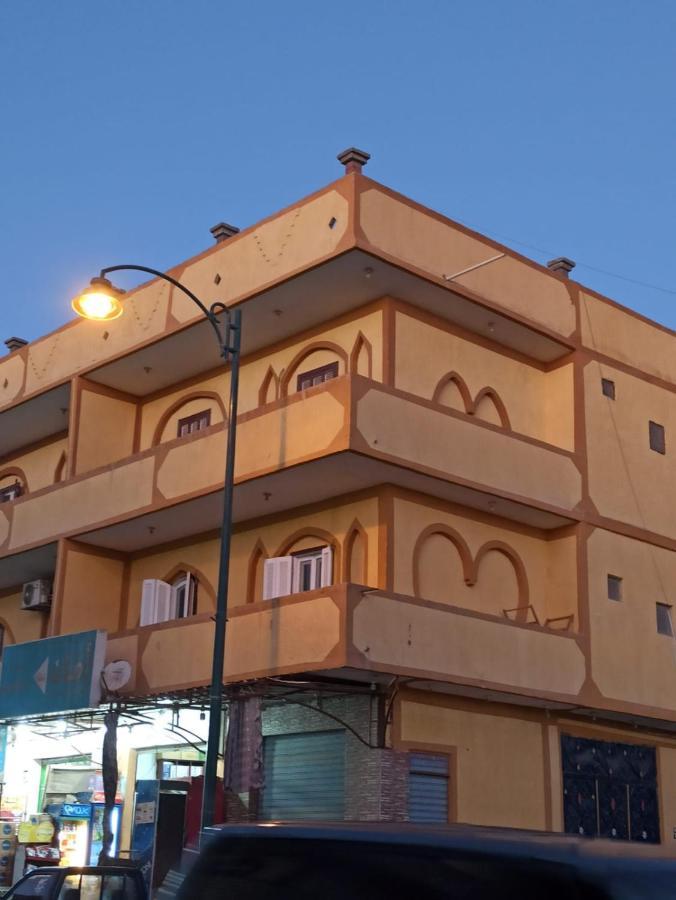 Al-Manara Hostel 시와오아시스 외부 사진
